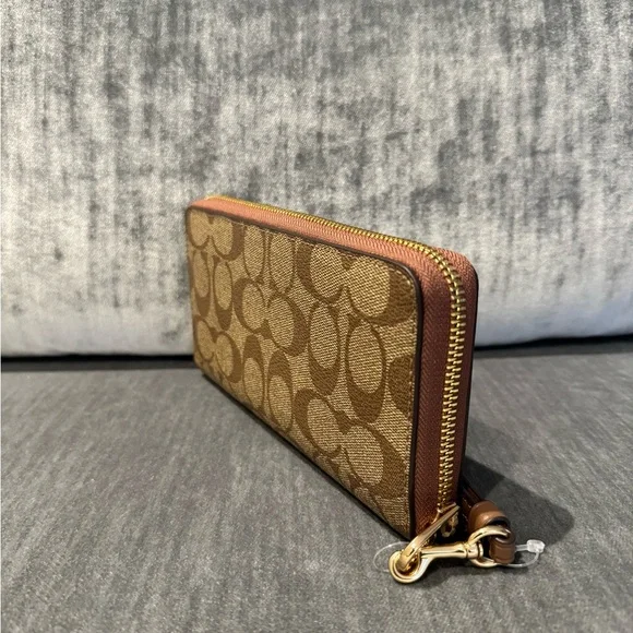 Long Zip Around Wallet In Signature - Picture 3 of 4